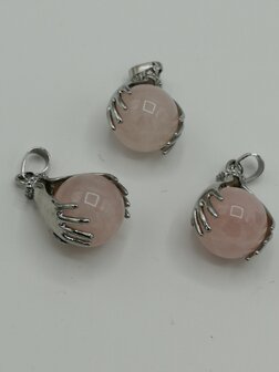 Rozekwarts Healing Hands