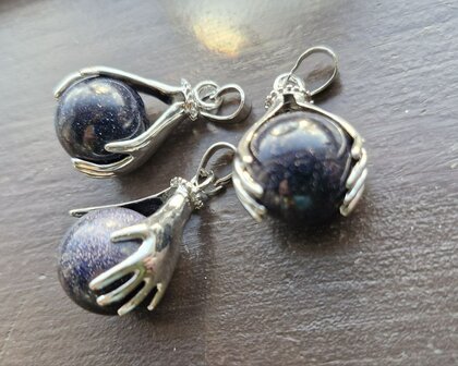 Blauwe goudsteen Healing Hands