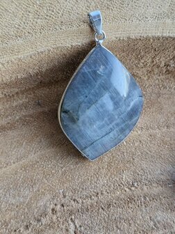 Labradoriet Healing hanger 