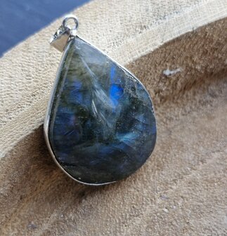 Labradoriet Healing hanger 