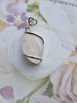 Rozekwarts Healing Hanger