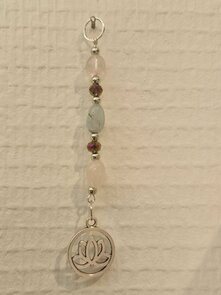 Morganiet hanger met lotus voor rust