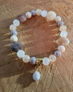 Natuurlijke maansteen armband | Intuïtie & zachtheid | Lumeria design