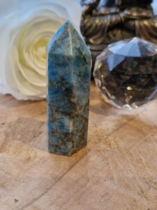 Apatiet obelisk | Communicatie & inzicht | Keelchakra | Lumeria