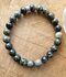 Groene Versteend hout armband Het oeroude hout | Lumeria_